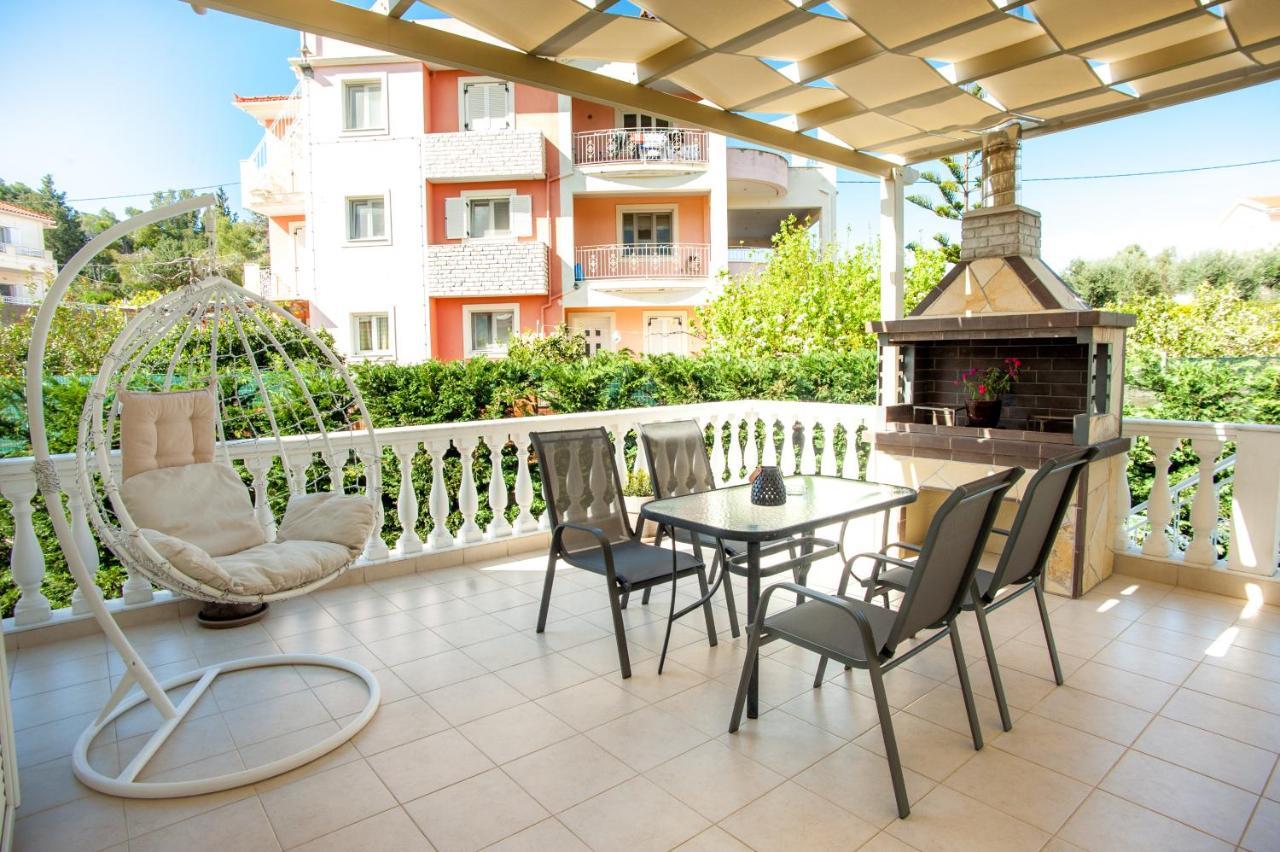 Nikos Apartments Spacious And Panoramic Аргостолион Екстериор снимка