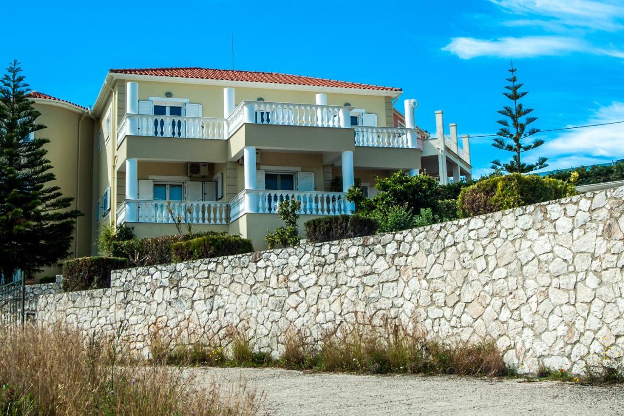 Nikos Apartments Spacious And Panoramic Аргостолион Екстериор снимка