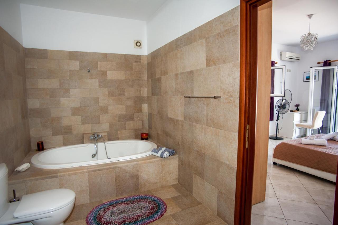 Nikos Apartments Spacious And Panoramic Аргостолион Екстериор снимка